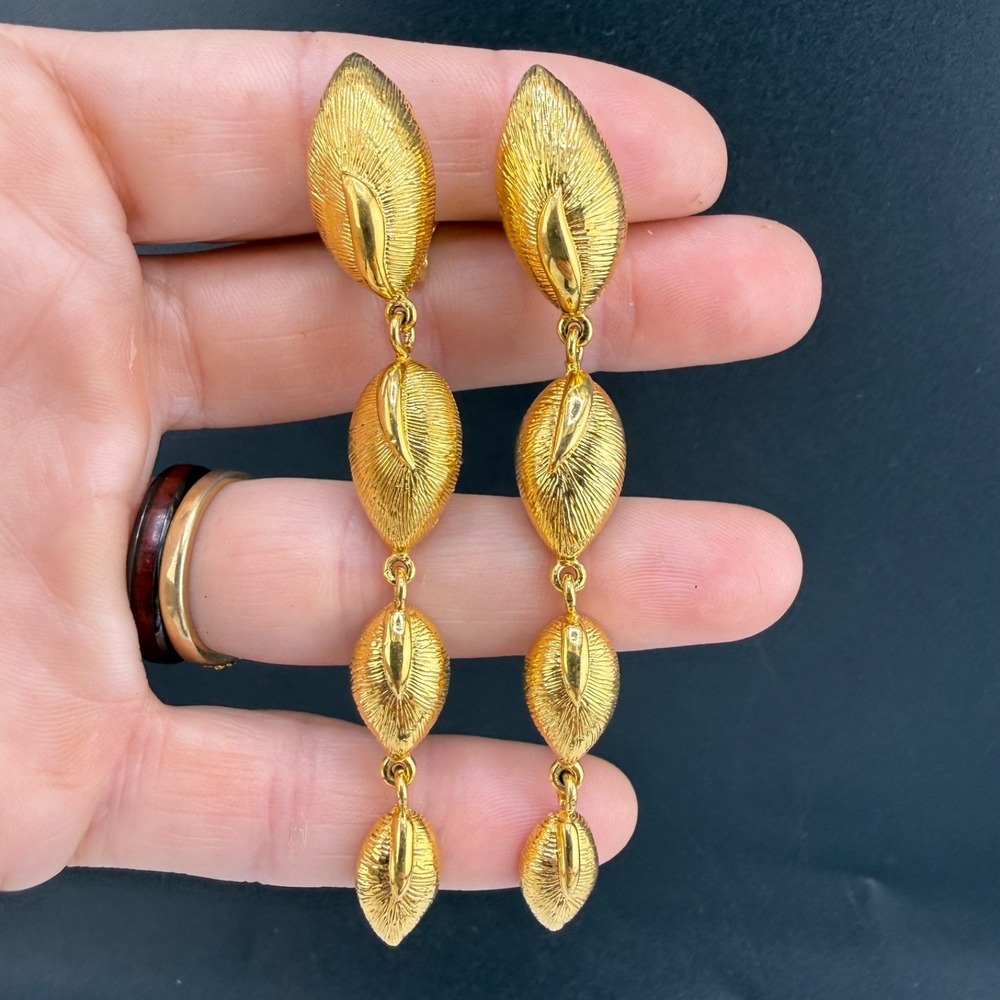 Vintage Monet Clip On Earrings Rain Drop Gold Tone Dangle Signed